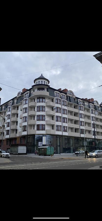Apartment In Khmelnytsky Street Leópolis Exterior foto