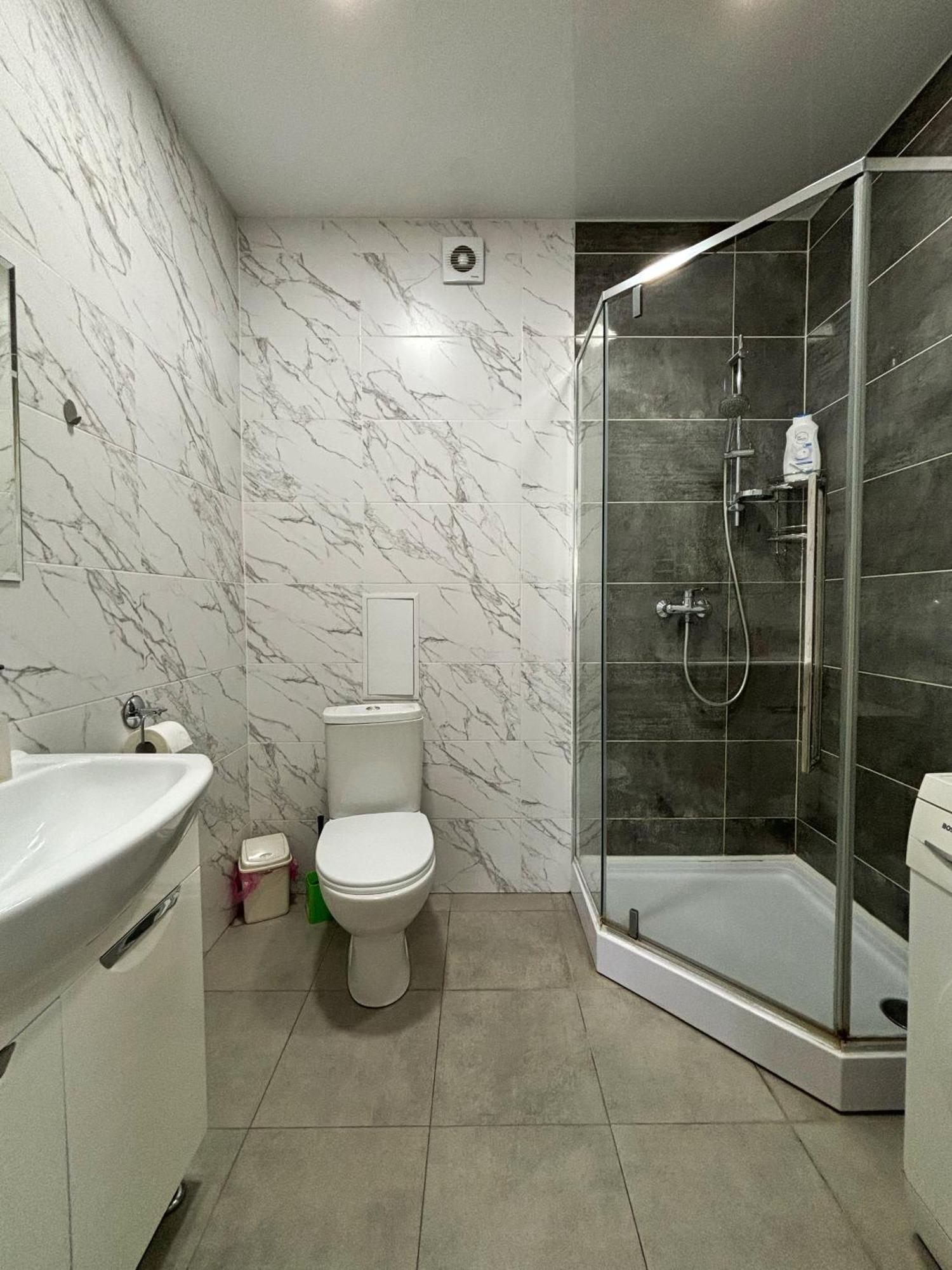 Apartment In Khmelnytsky Street Leópolis Exterior foto